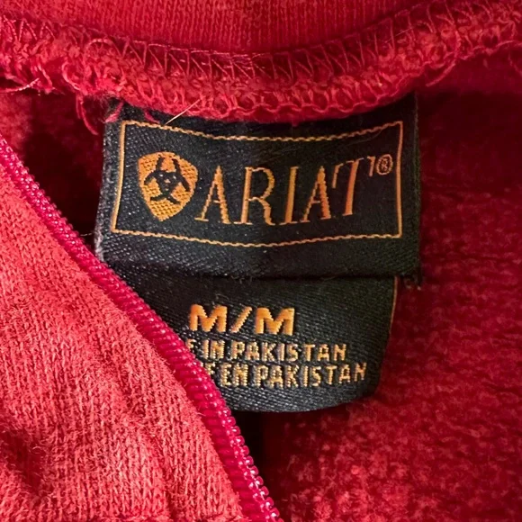 Ariat Women’s 1/4 Zip Red Fleece Pullover Ariat Spellout Size Medium - Picture 3 of 7